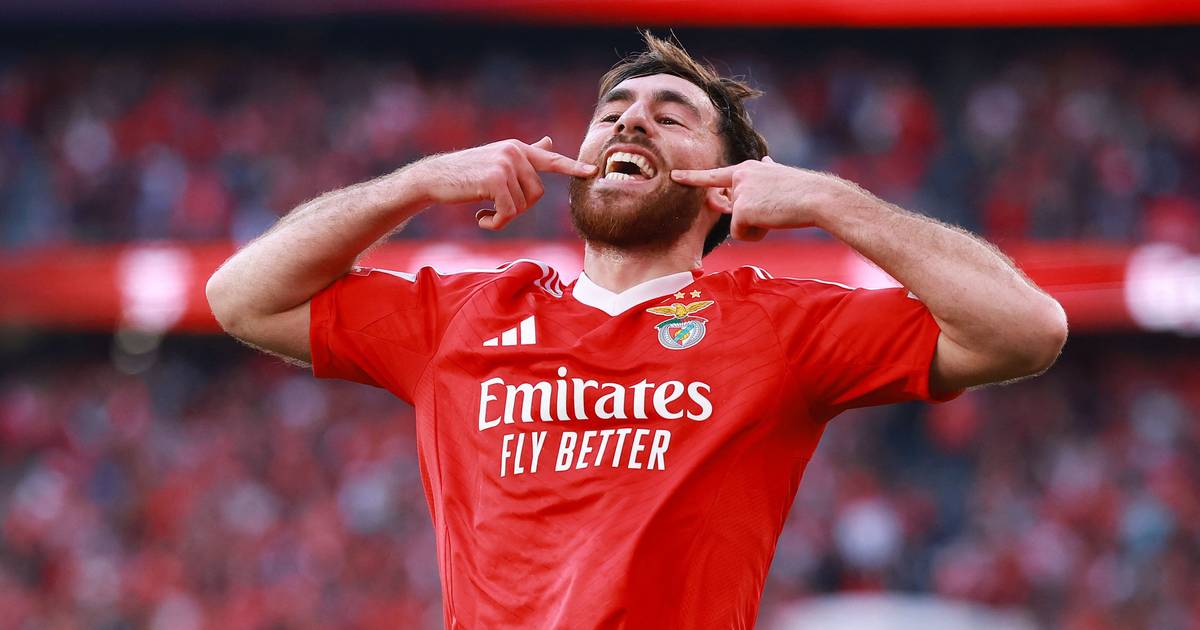 "Nenhum médio do Benfica está ao nível do João Neves ou Enzo Fernández, mas os três juntos..."