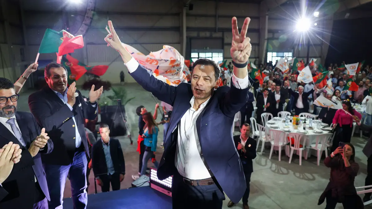 O presidente do Partido Social Democrata (PSD), Luís Montenegro num almoço em Pombal no âmbito da campanha para as eleições legislativas. 09 de maio de 2025.