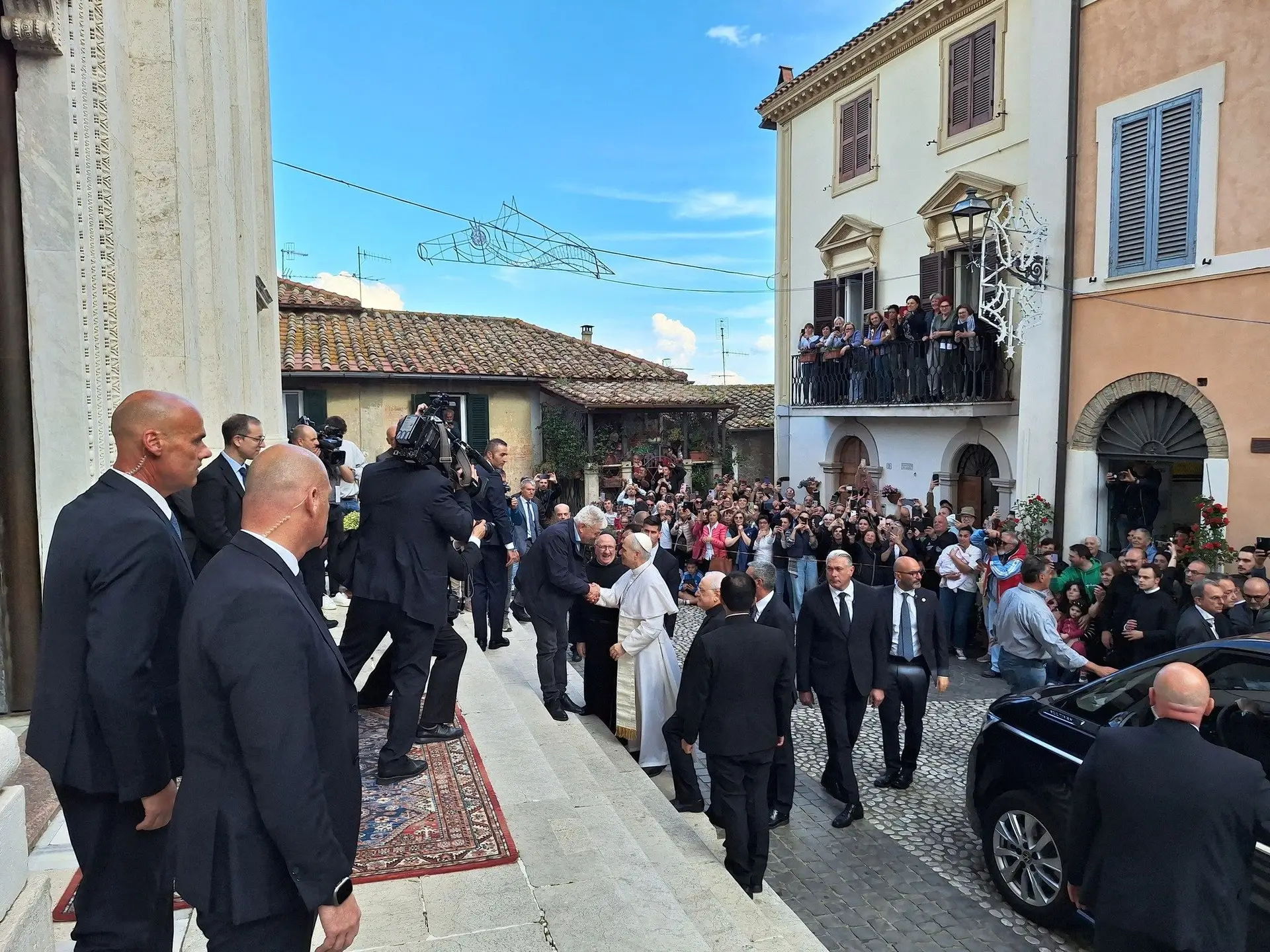 Papa Leão XIV no santuário agostiniano de Nossa Senhora do Bom Conselho