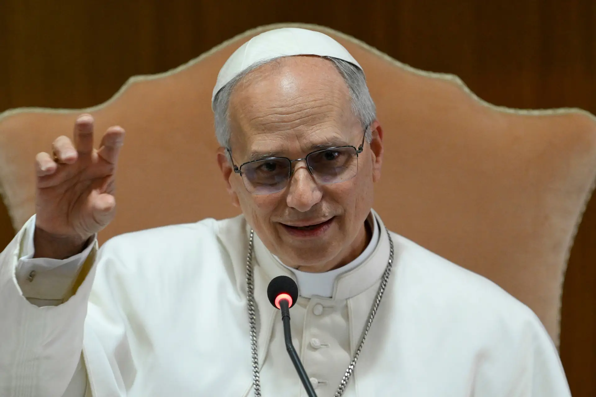 Papa diz que é Leão XIV para lutar contra problemas sociais da nova revolução digital