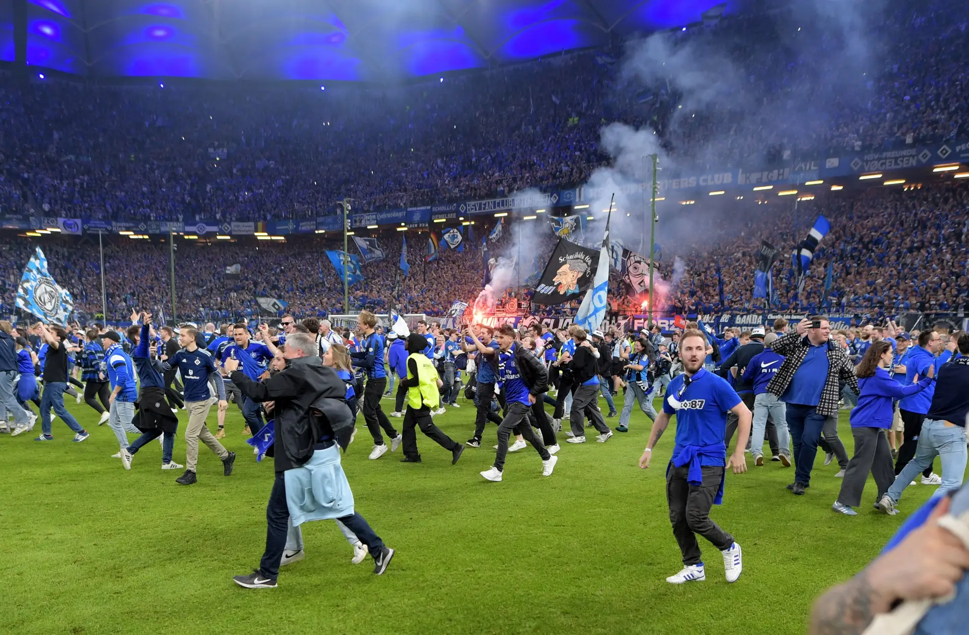 Mais de 20 feridos nos festejos pela subida do Hamburgo à Bundesliga