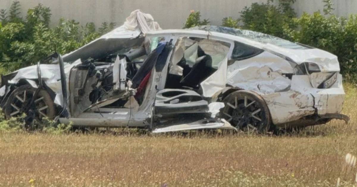 Funeral dos jovens que morreram num acidente em Tavira realiza-se quinta-feira