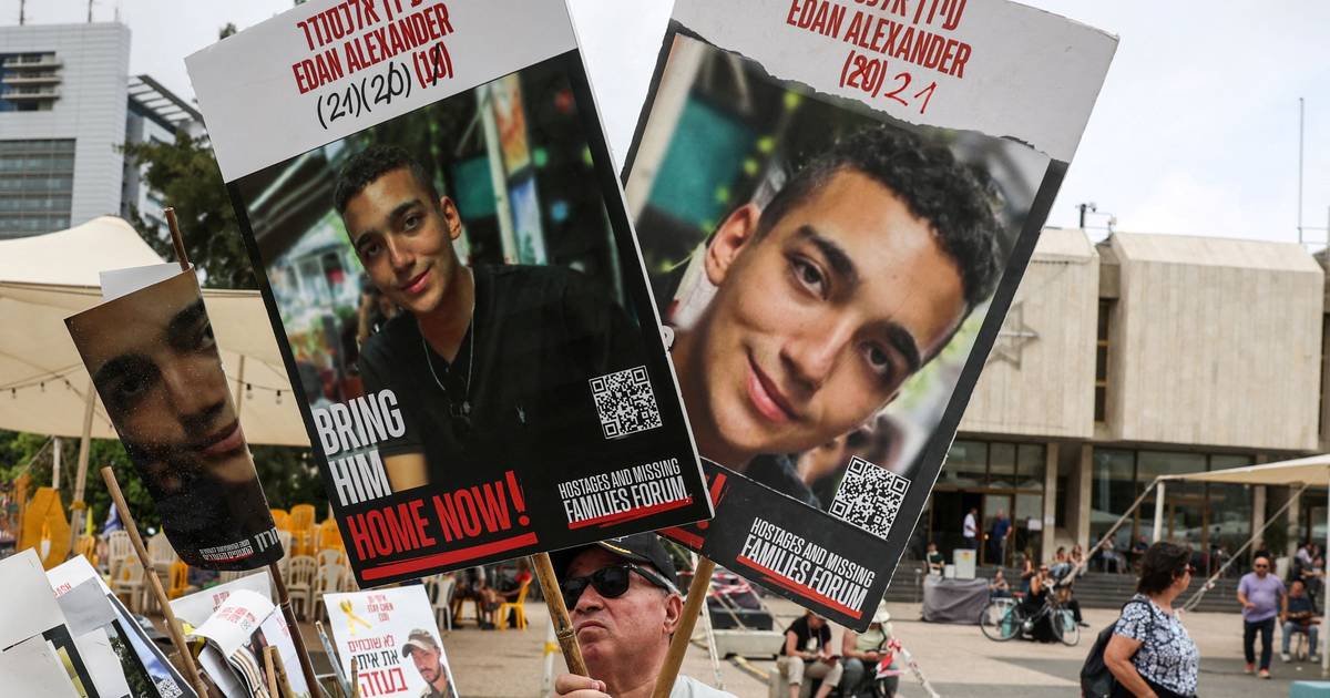 Edan Alexander, refém israelo-americano, libertado pelo Hamas