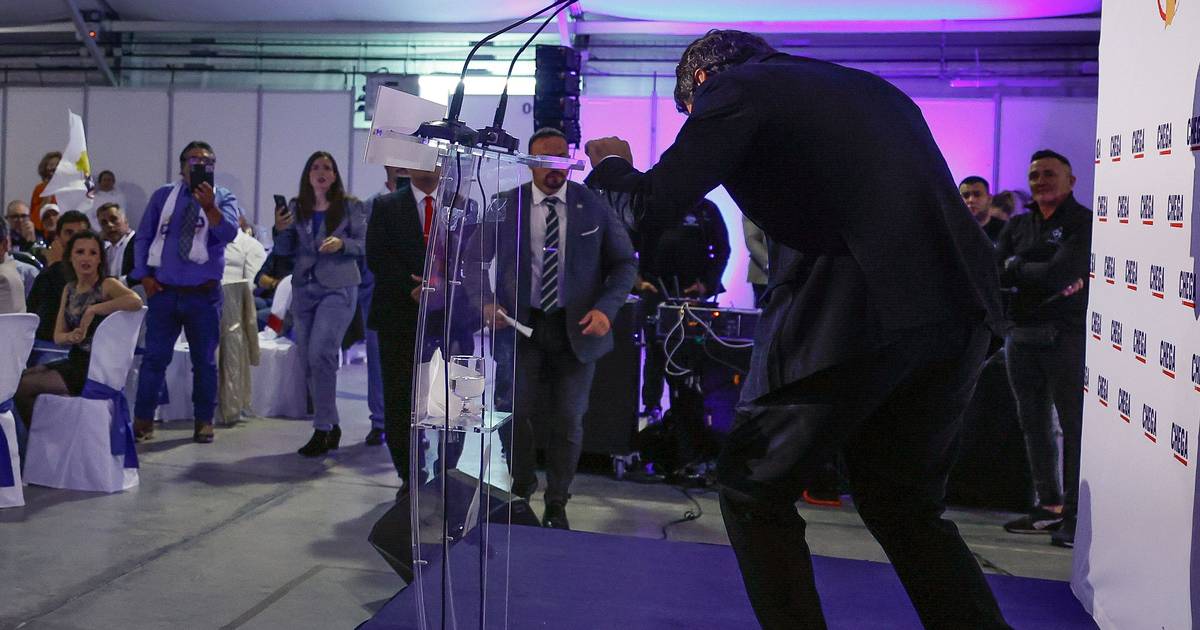 André Ventura terá sofrido crise hipertensiva "muito característica em climas de grande stress"