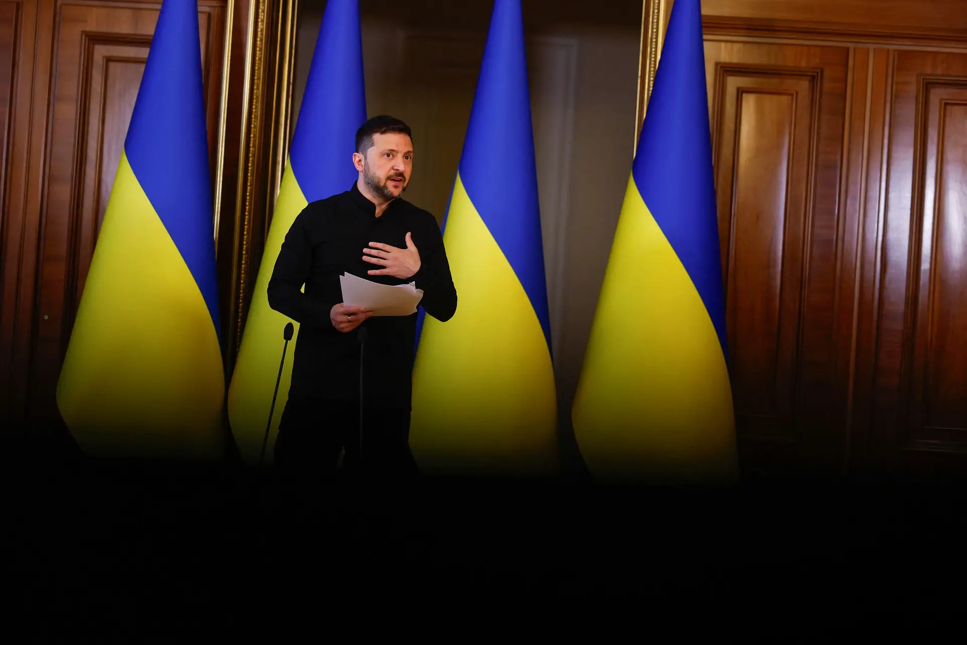 Zelensky insiste em encontro "cara a cara" com Putin na Turquia
