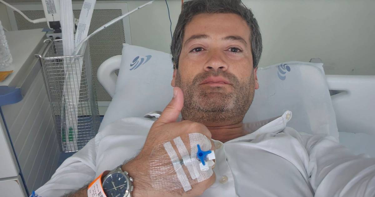 "Estou a ser muito bem tratado": Ventura publica fotografia no Hospital de Faro