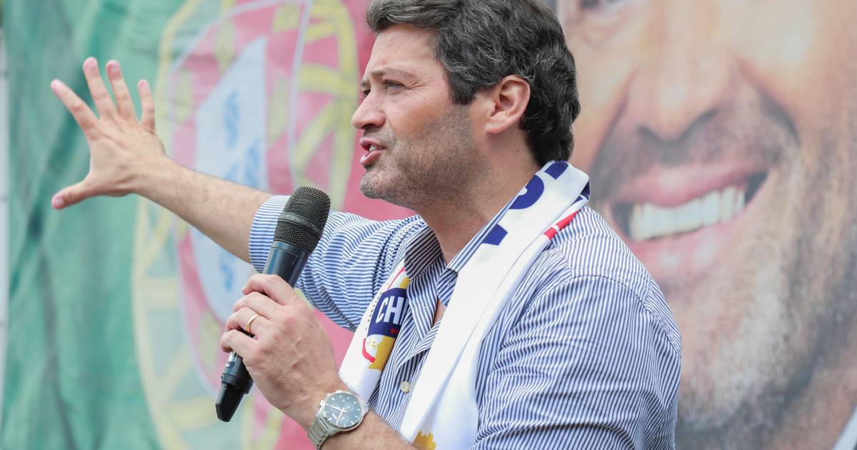 "Queria que me matassem no corredor?": Ventura justifica tratamento VIP no hospital por temer pela vida