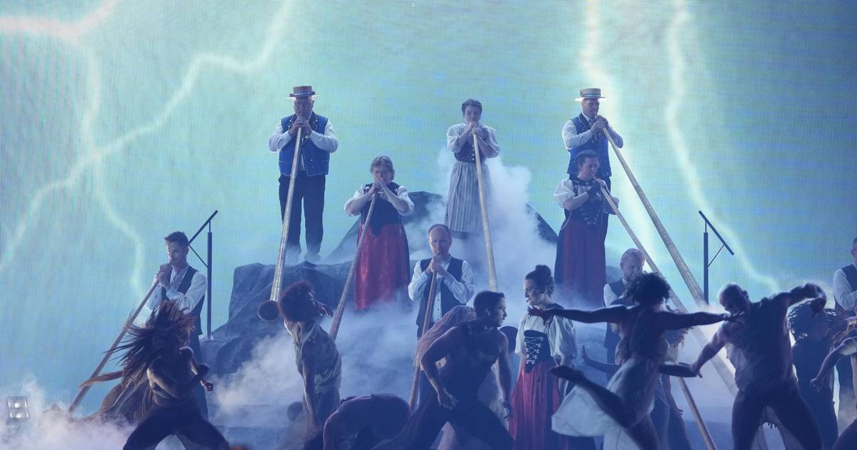 Eurovisão: 16 países competem pelos últimos lugares na final, ouça as canções