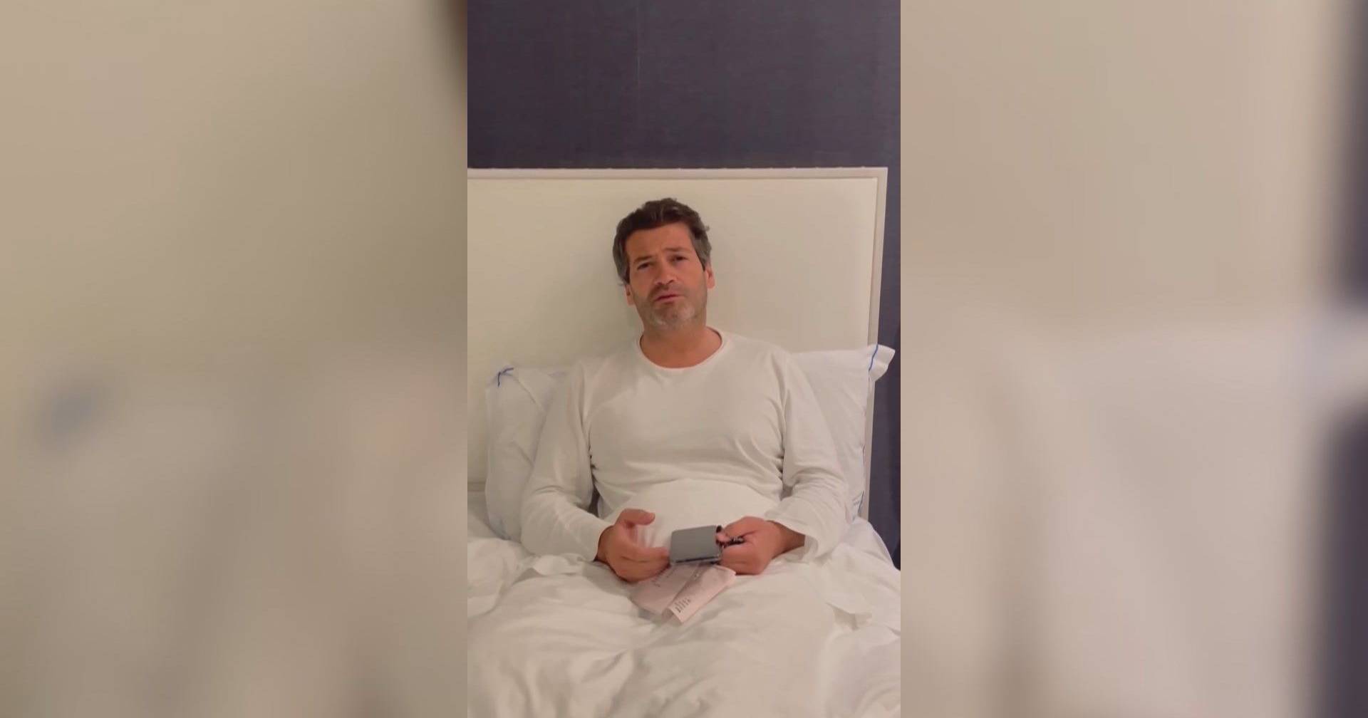André Ventura in Pajamas: Chega Leader Thanks Supporters and Criticizes Roma Community in New Video