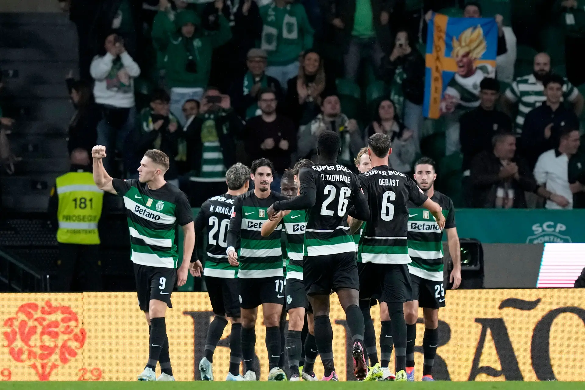 Estadísticas de campeón: dos veces números de campeonato de deportes