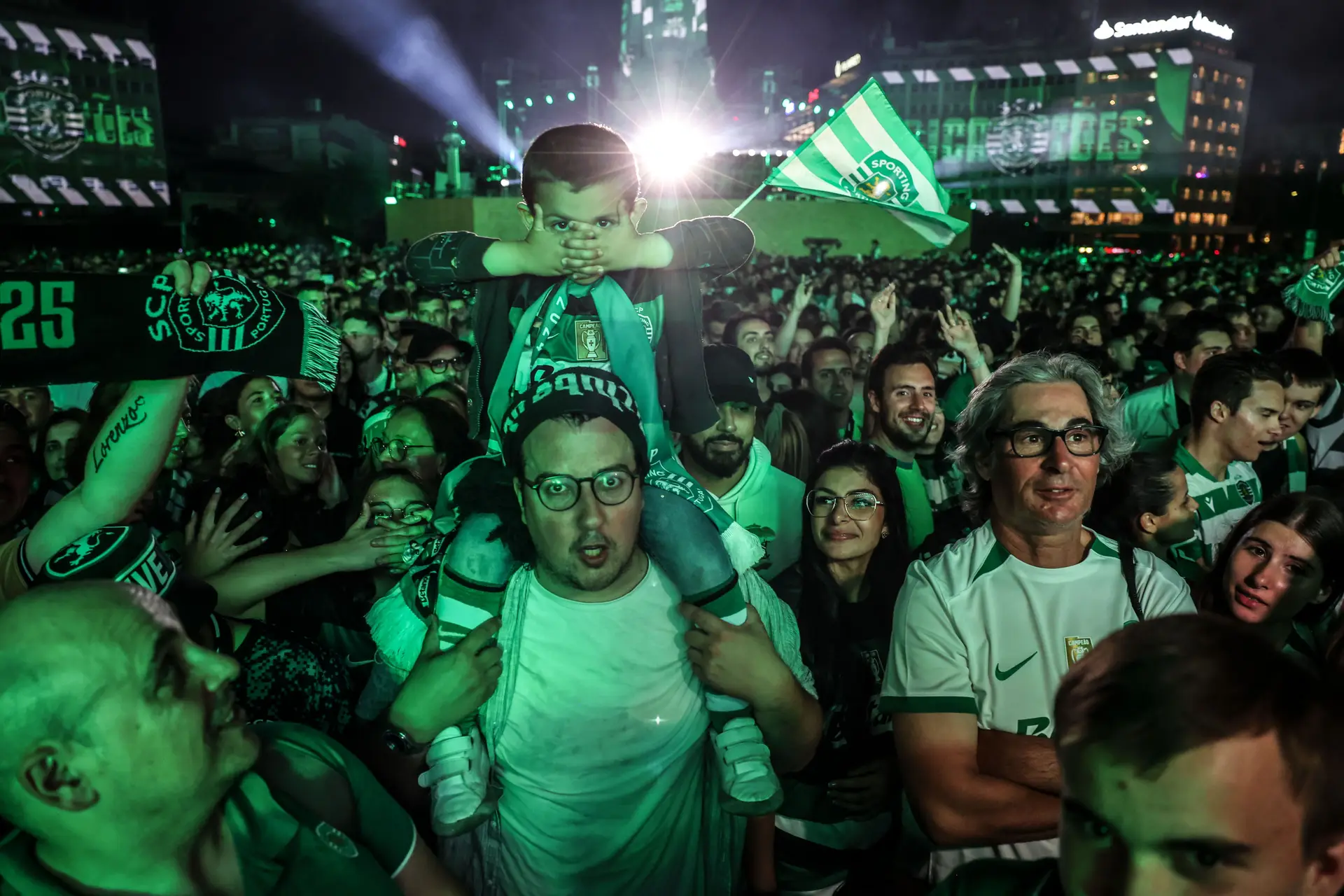 O "Leão" é bicampeão: uma festa como não se via há mais de 70 anos