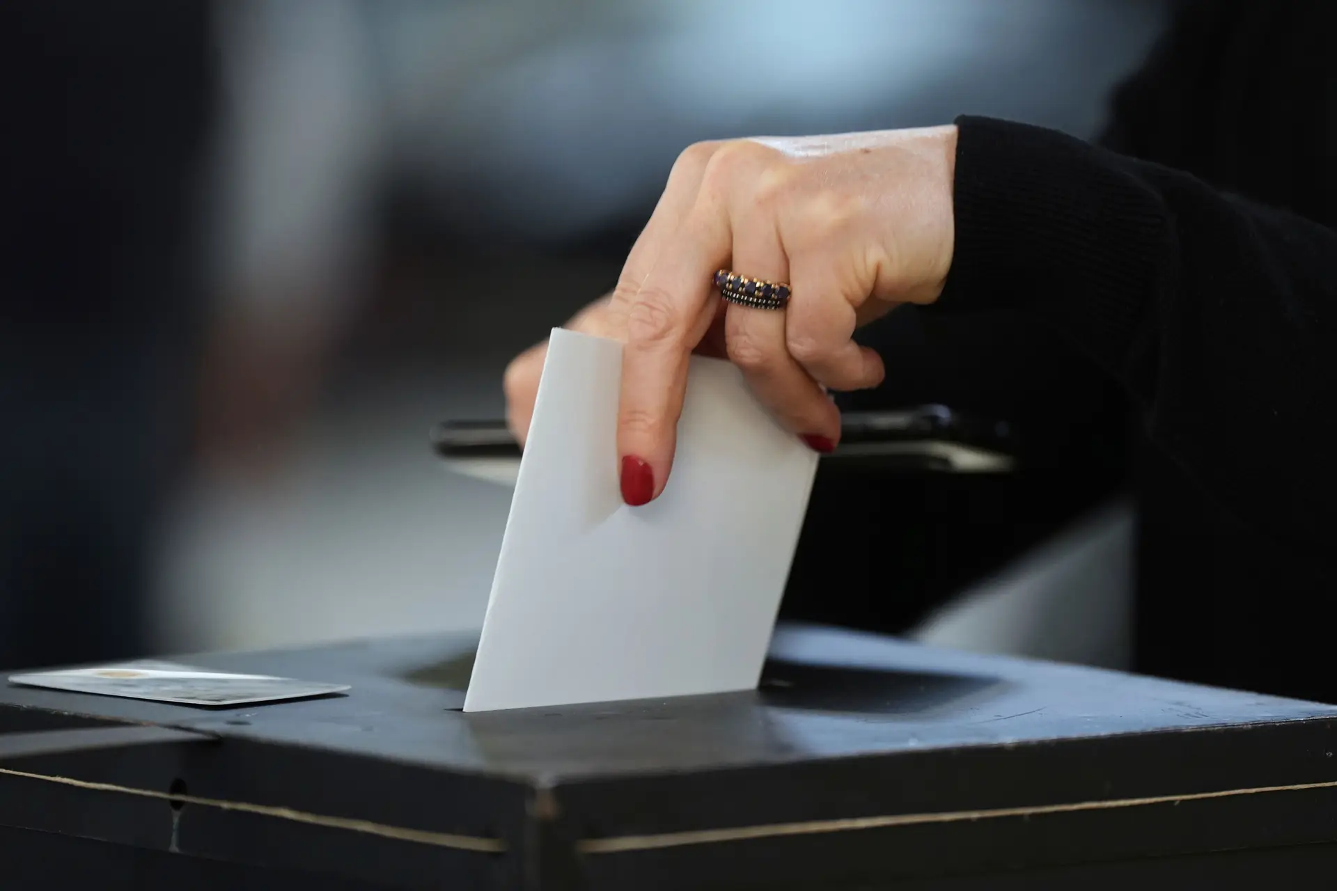 Más de un tercio del país cambia el color político: ¿qué dice la nueva pintura sobre los municipios y los votantes?