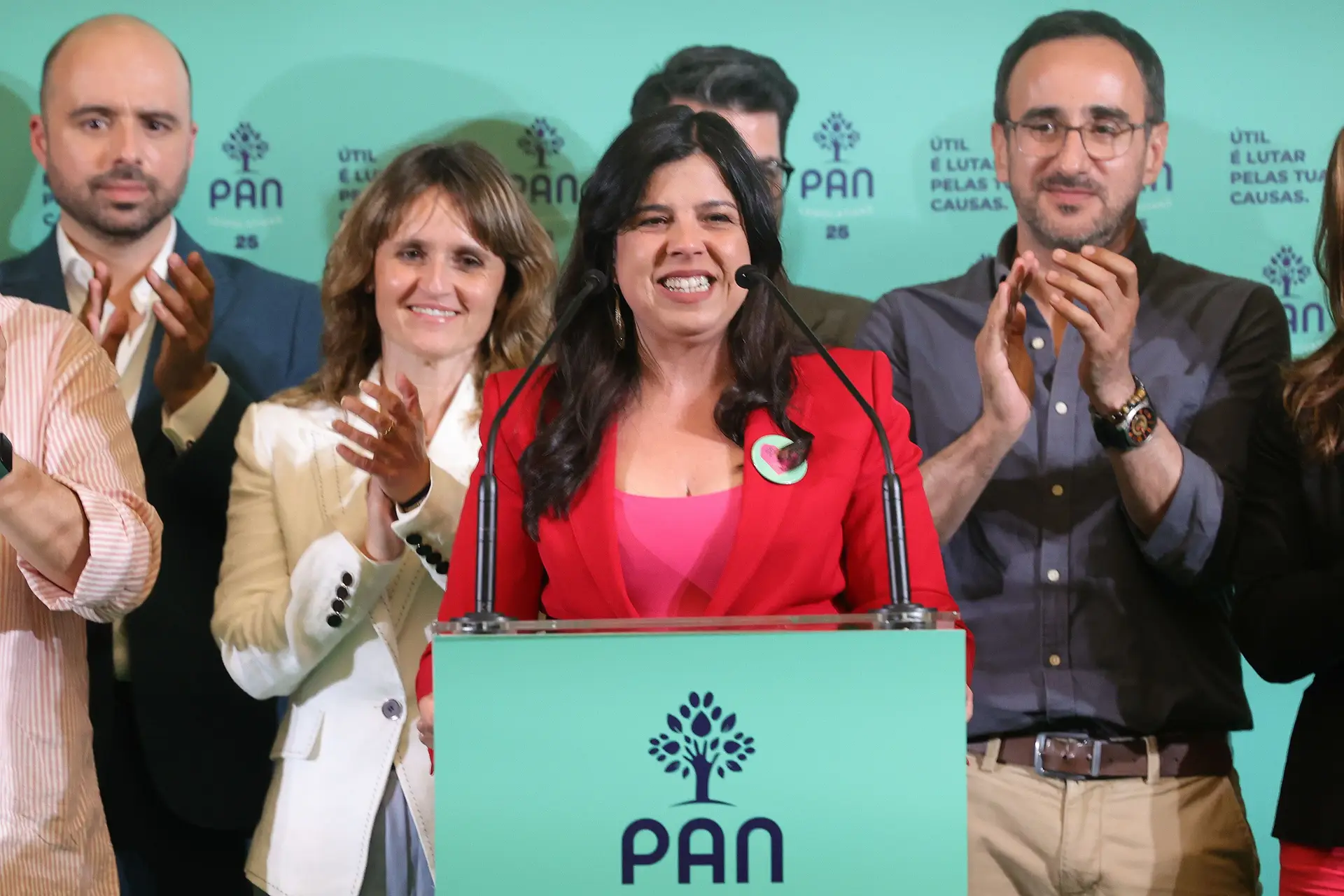 Em rota de colisão com Inês Sousa Real, dois membros da direção do PAN demitem-se