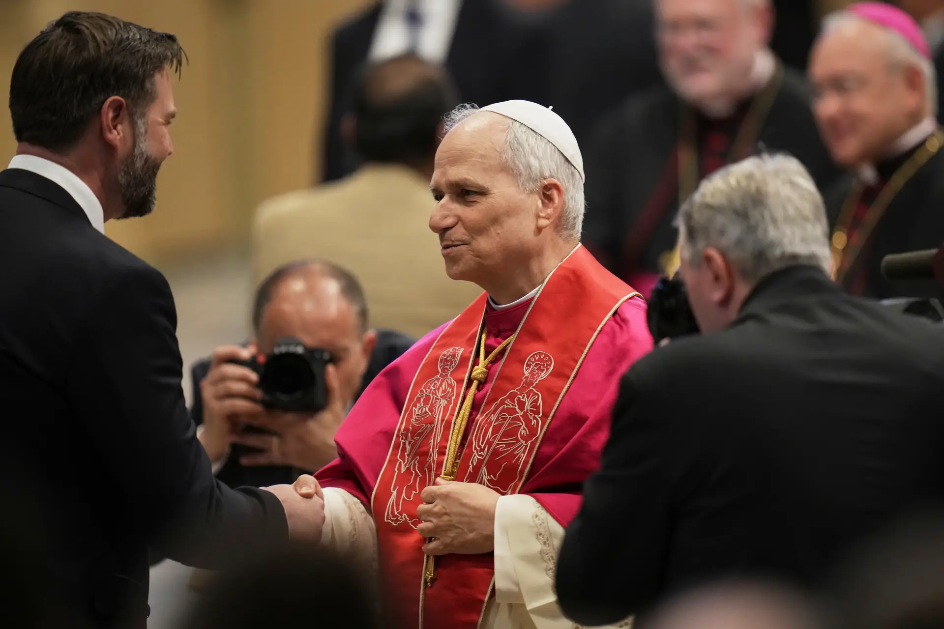 Vice-presidente dos EUA encontra-se com Papa Leão XIV no Vaticano