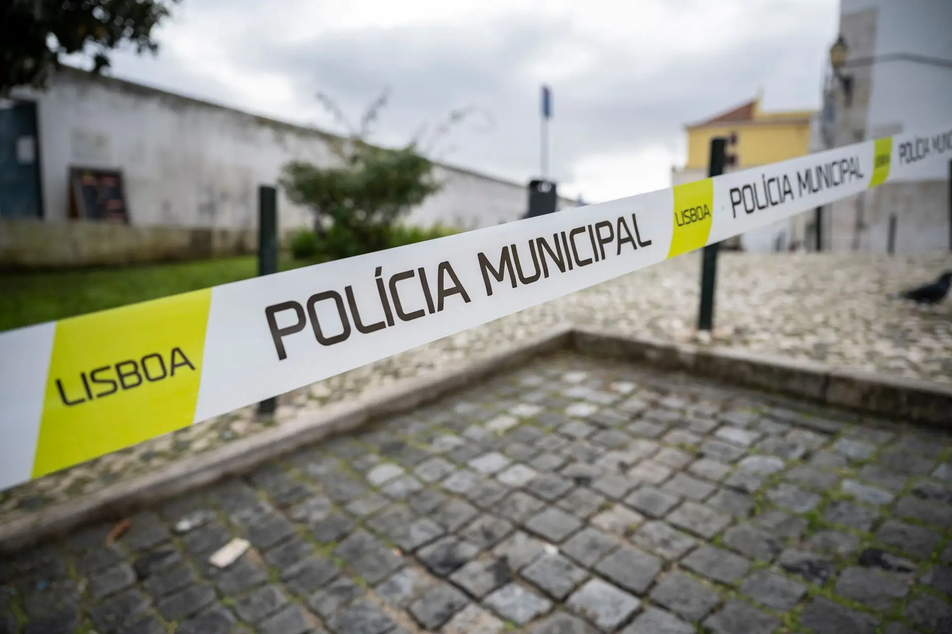 Imigrantes retirados de alojamento ilegal em Arroios serão realojados