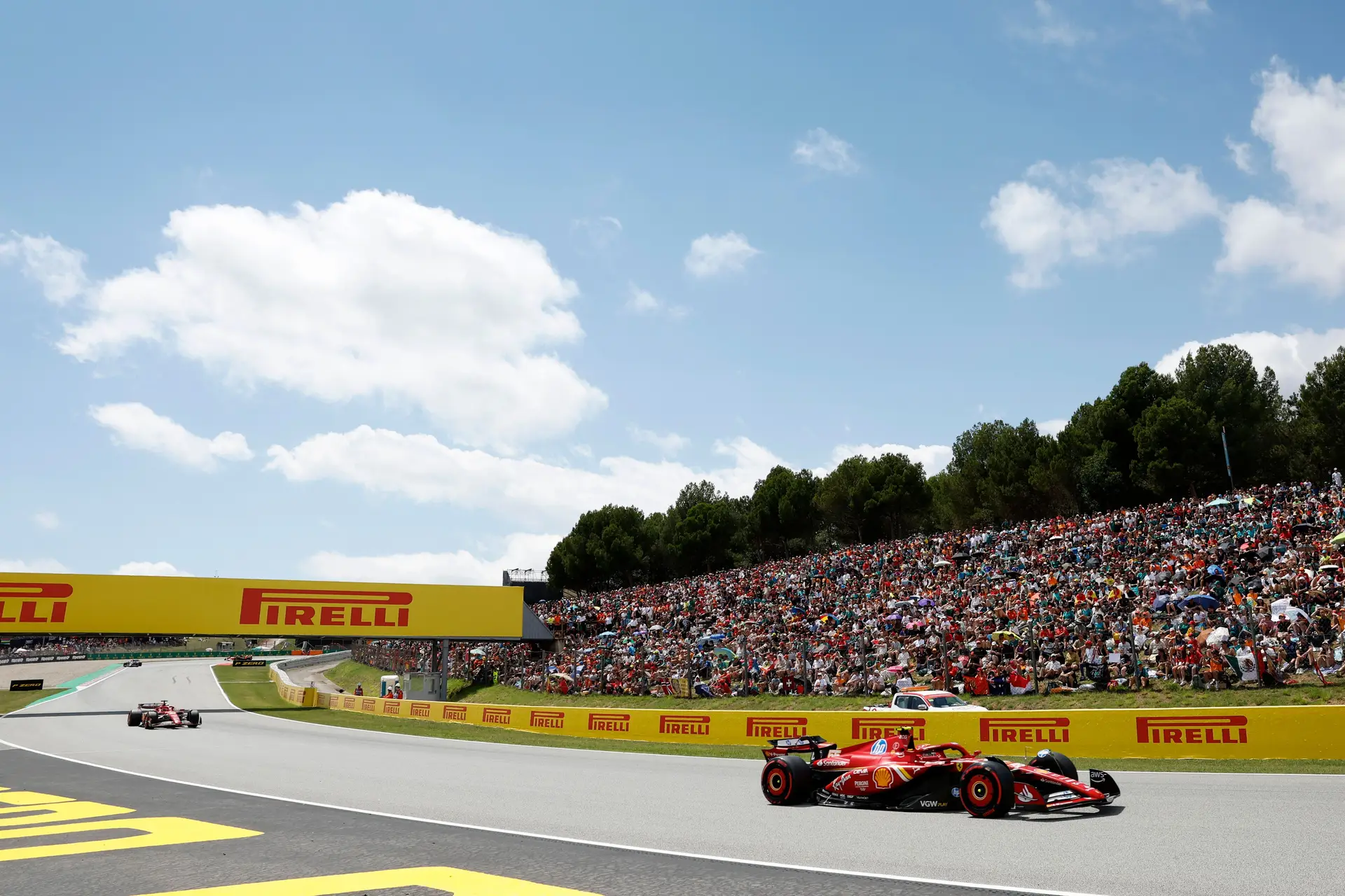 O piloto espanhol da Ferrari, Carlos Sainz, durante o Grande Prémio de Espanha de Fórmula 1, no Circuito de Barcelona-Catalunha. a 23 de junho de 2024.