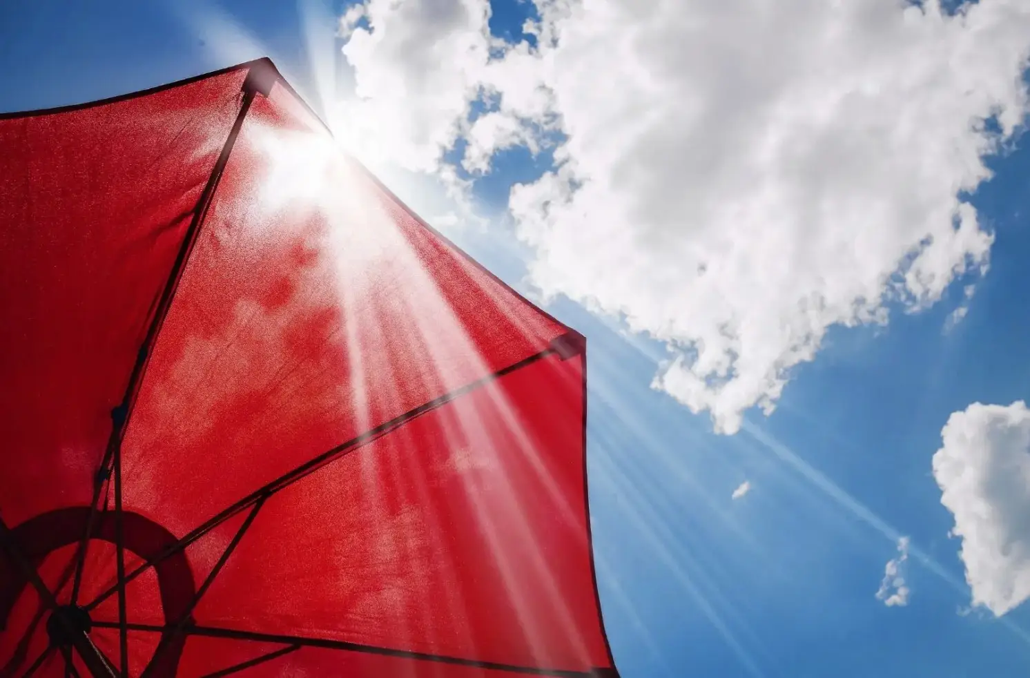 Verão chega com temperaturas amenas, mas promete ultrapassar os 40°C em breve