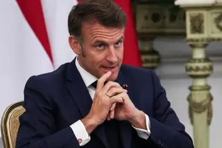 Queda do governo francês: tudo o que precisa de saber sobre a crise política