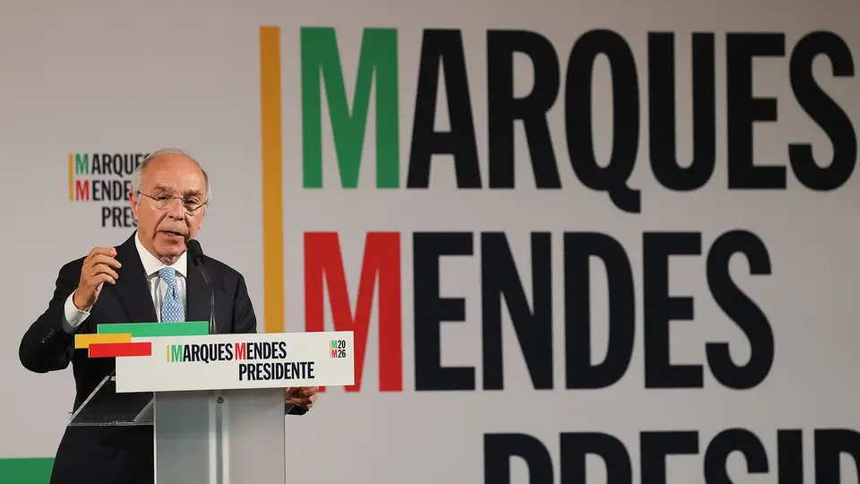 Luís Marques Mendes discursa durante a apresentação da Comissão de Honra da sua candidatura à Presidência da República na União de Associações do Comércio e Serviços, Lisboa, 03 de junho de 2025. 