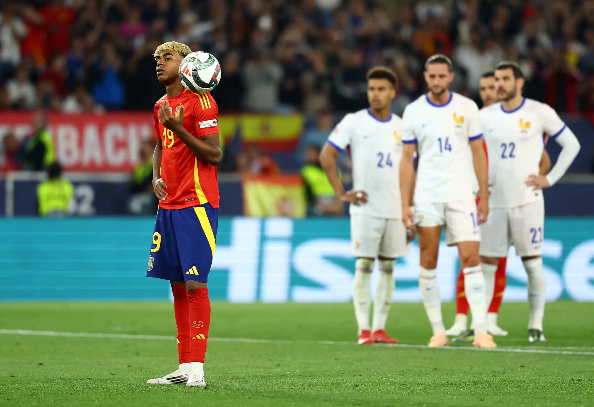 Liga das Nações: Espanha vence França e encontra Portugal na final