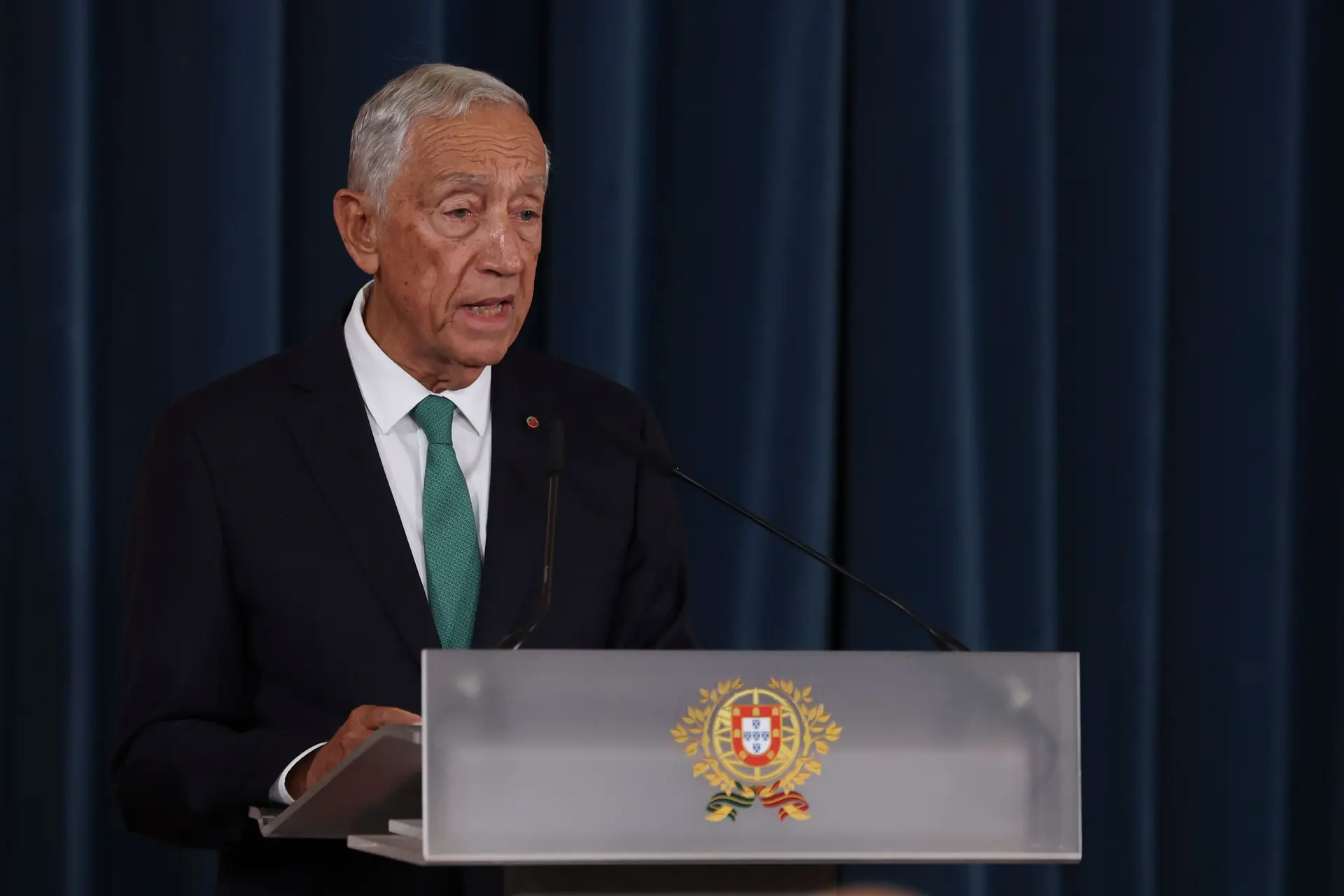 Lei de estrangeiros: Marcelo diz que maioria que quis alterações "será oportunamente julgada"