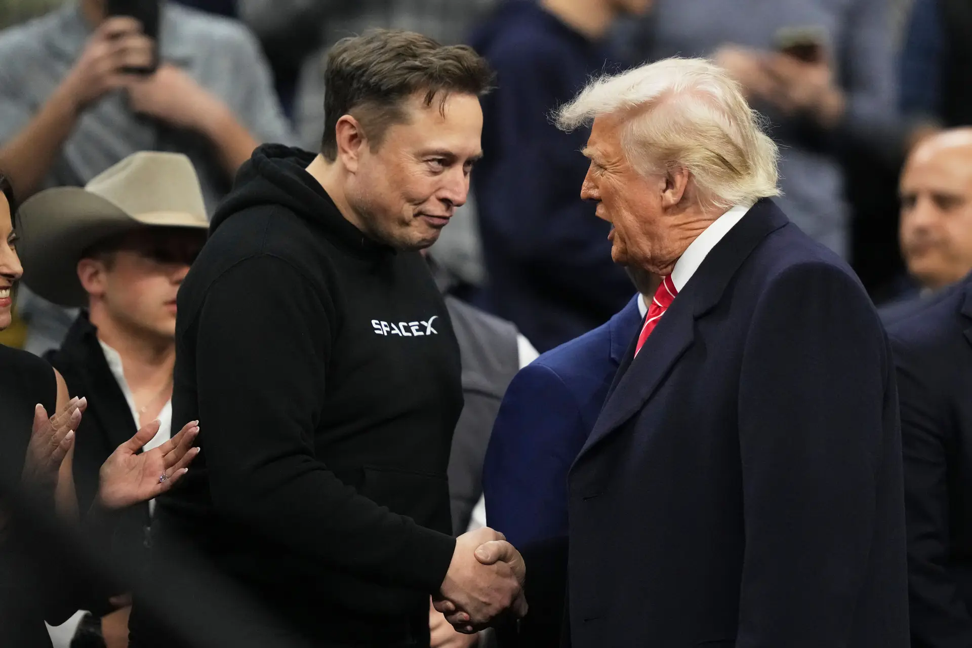 Musk está preocupado por las críticas sobre Trump: "Fueron demasiado lejos"