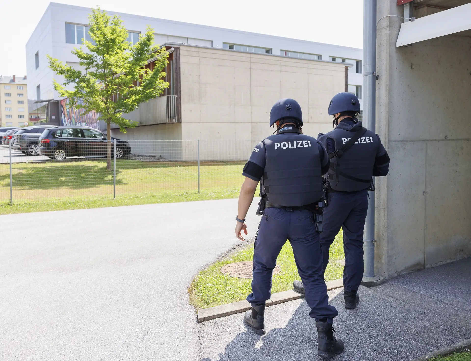 El ataque sospechoso en una escuela en la tumba tiene 21 años y la nacionalidad austriaca