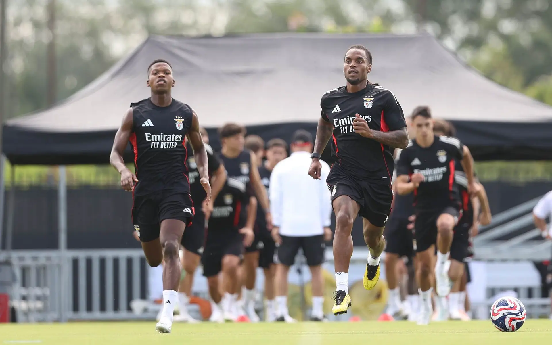 Benfica leva 30 jogadores para o Mundial de Clubes nos Estados Unidos