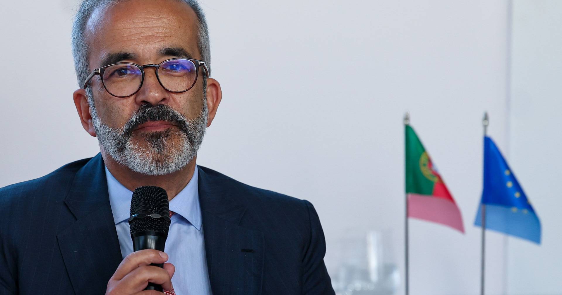 Paulo Rangel diz que intensidade das autorizações para o uso da Base ...