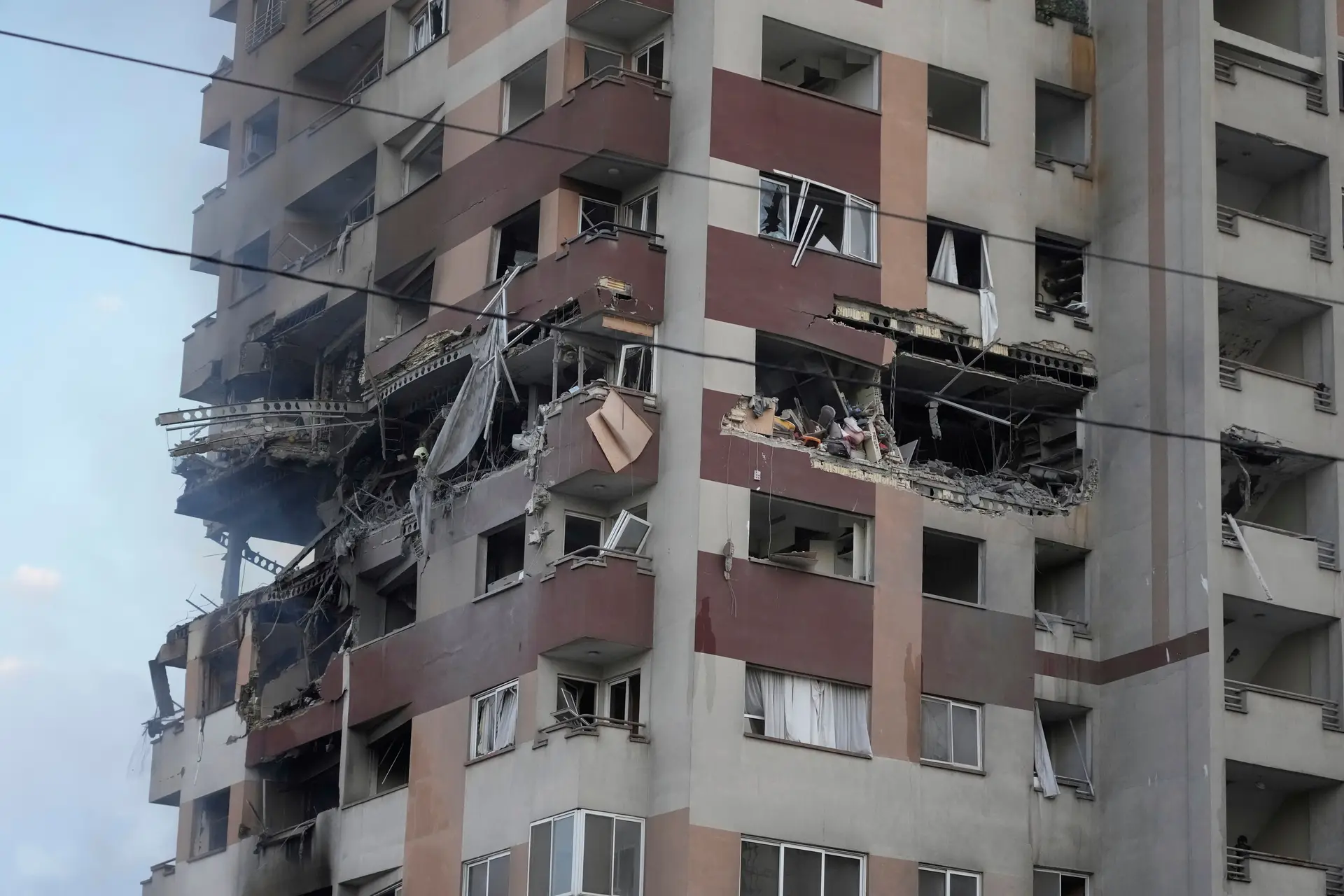 Mais de 930 pessoas morreram no Irão durante a guerra dos 12 dias