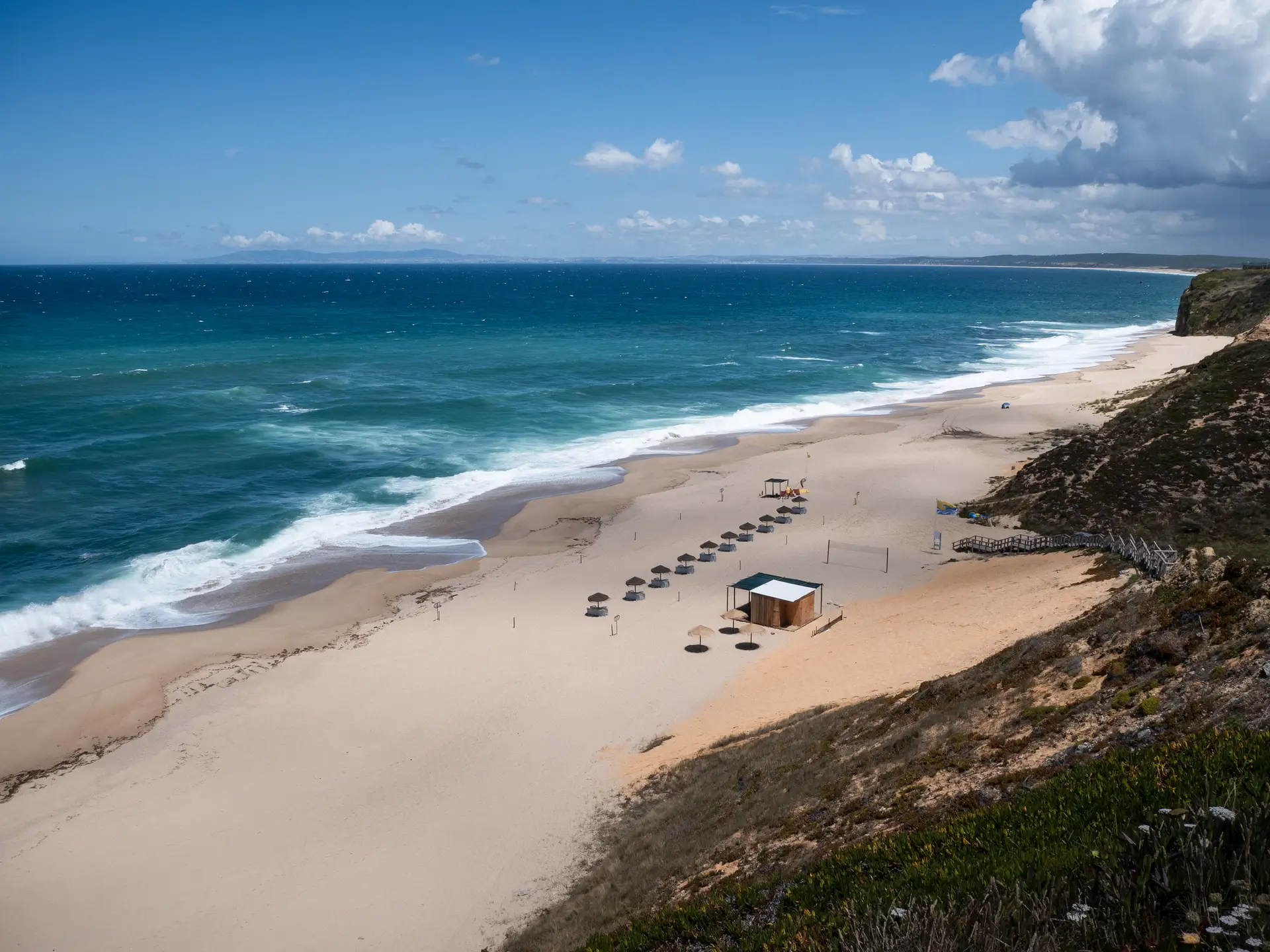 Praia das Bicas, perto da Aldeia do Meco, no Concelho de Sesimbra.