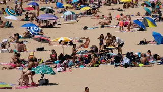 Muito sol? Associação oncológica alerta para riscos do cancro de pele