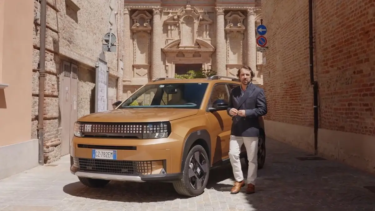 Pedro Amante ao volante do Fiat Grande Panda Hybrid