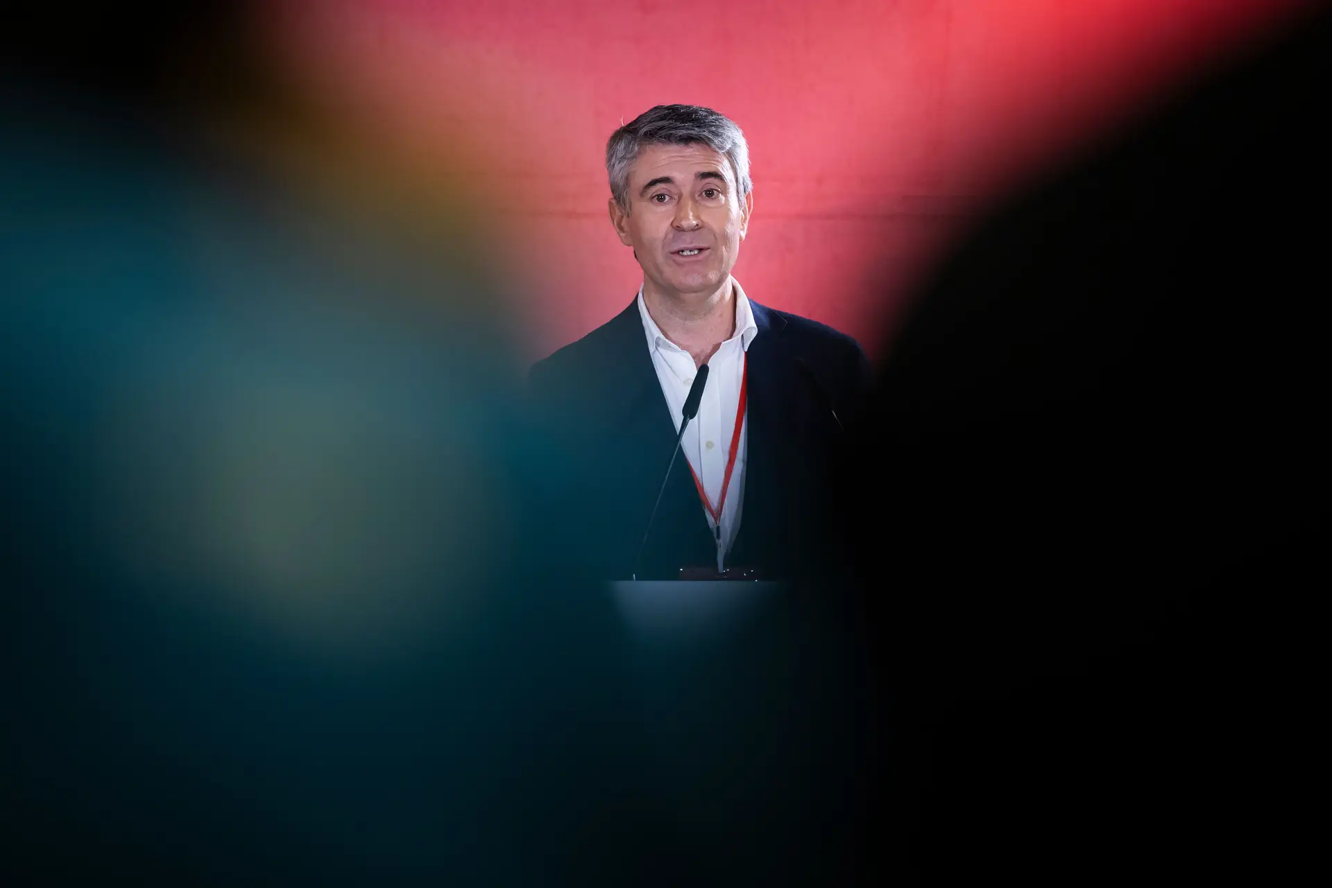 José suelto acusado de ir al gobierno "Manos derechas derechas 