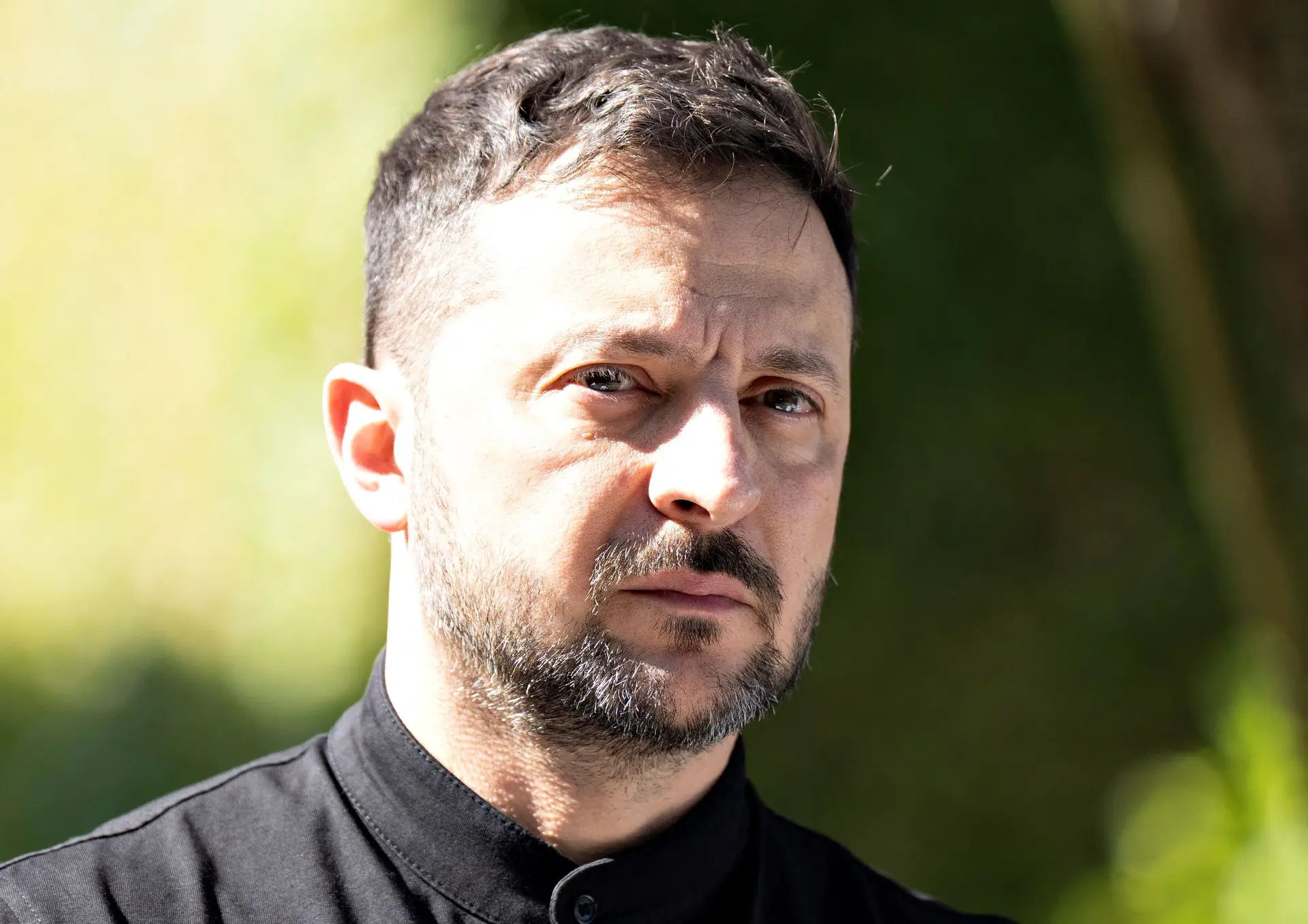 Zelensky vai reunir-se com Donald Trump por videoconferência antes do encontro com Putin