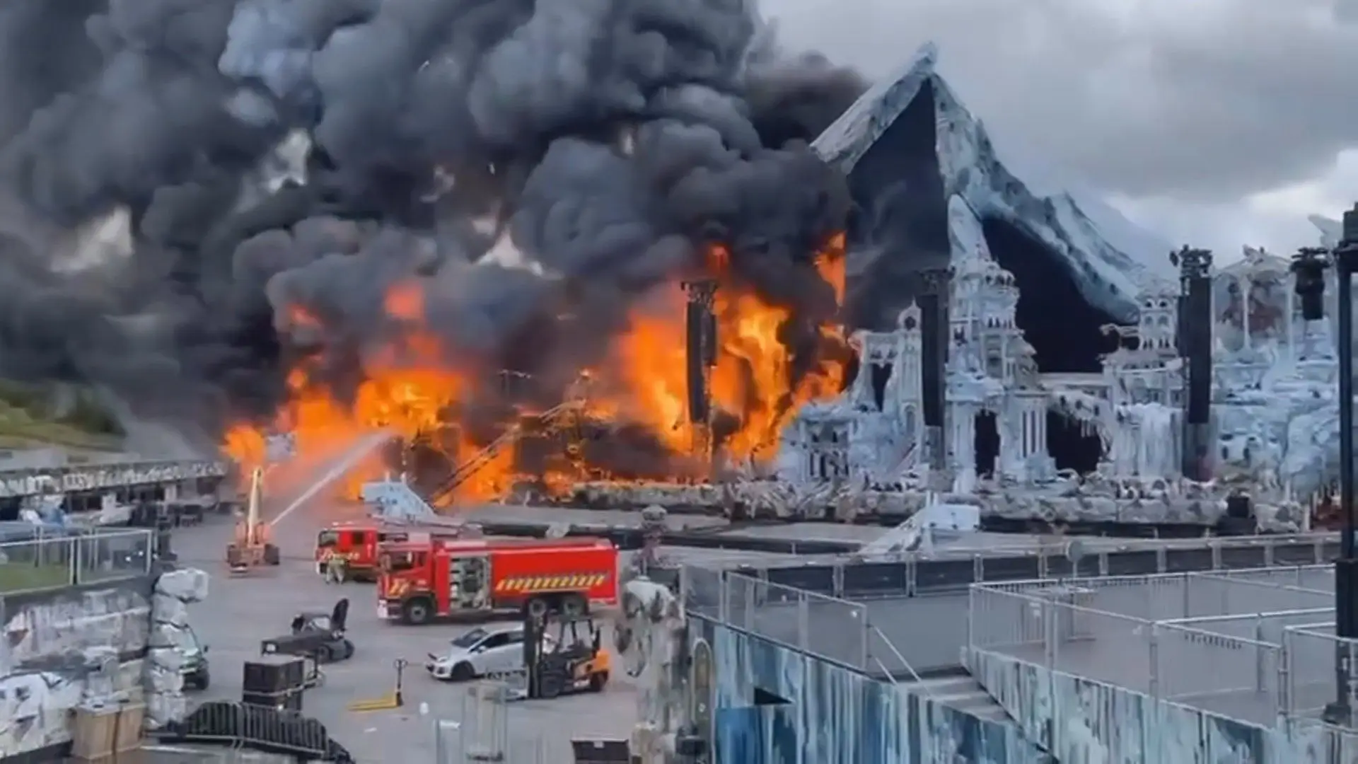 Tomorrowland mantém-se apesar de incêndio no palco principal