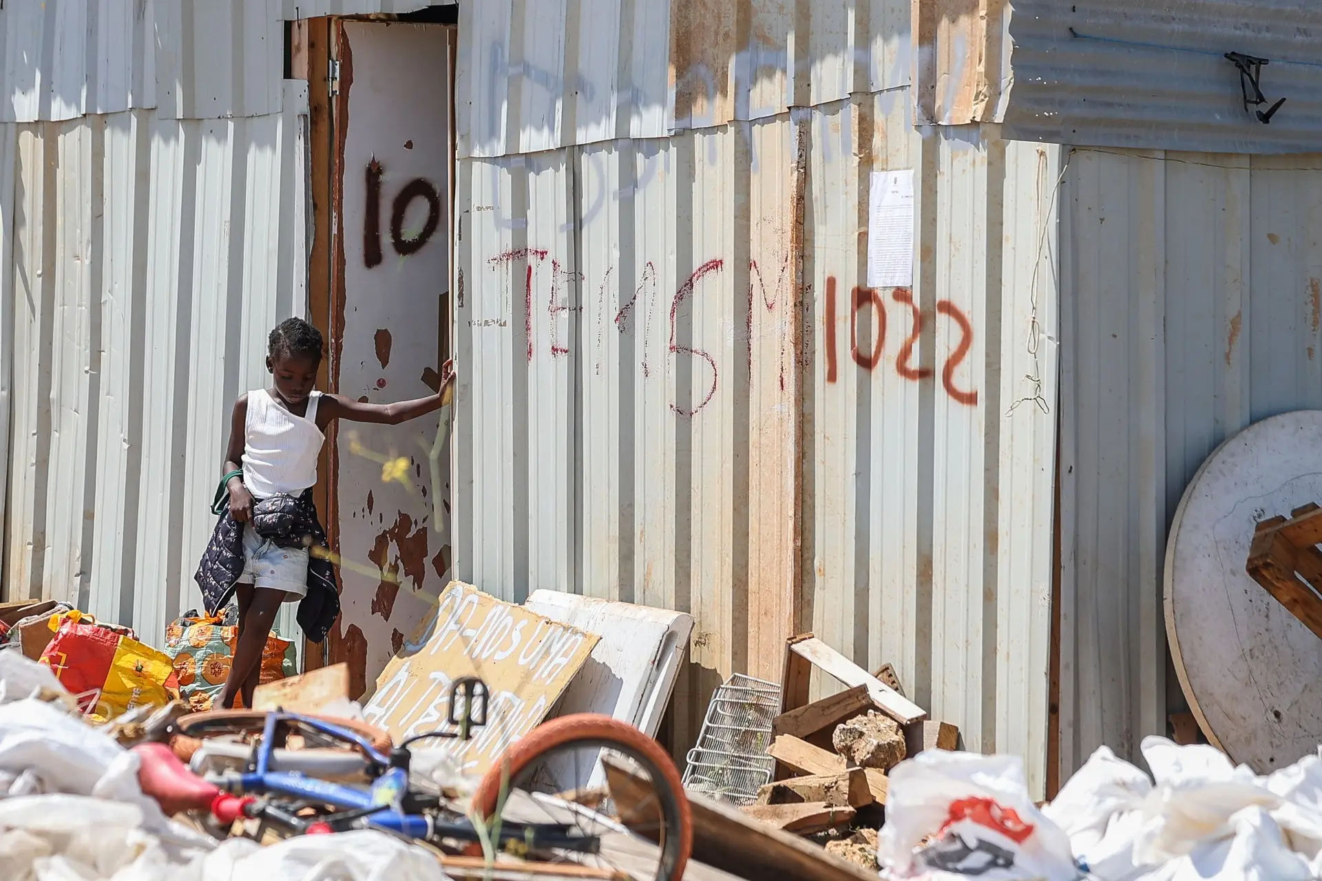 Comissão de Proteção das Crianças diz que não há menores em risco no bairro do Talude