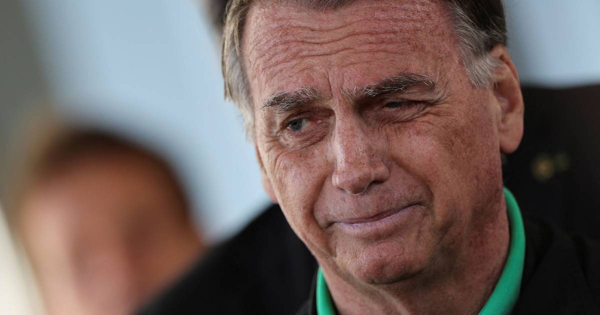 Bolsonaro recorre para revogar prisão domiciliária