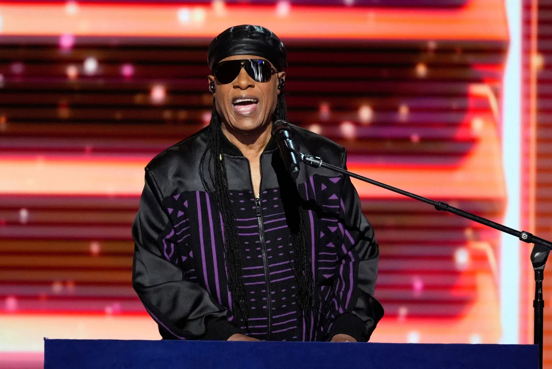 Stevy Wonder trabajará durante la Convención Nacional Demócrata en Chicago el miércoles 21 de agosto de 2024.