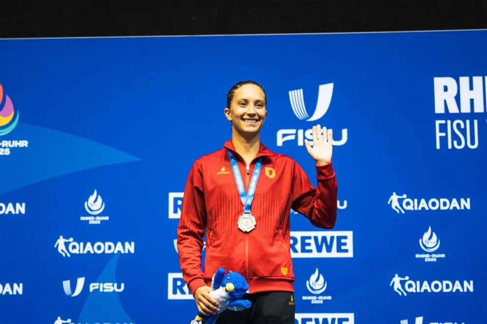 Nadadora Francisca Martins conquista ouro nos 400m livres nos Jogos Mundiais Universitários