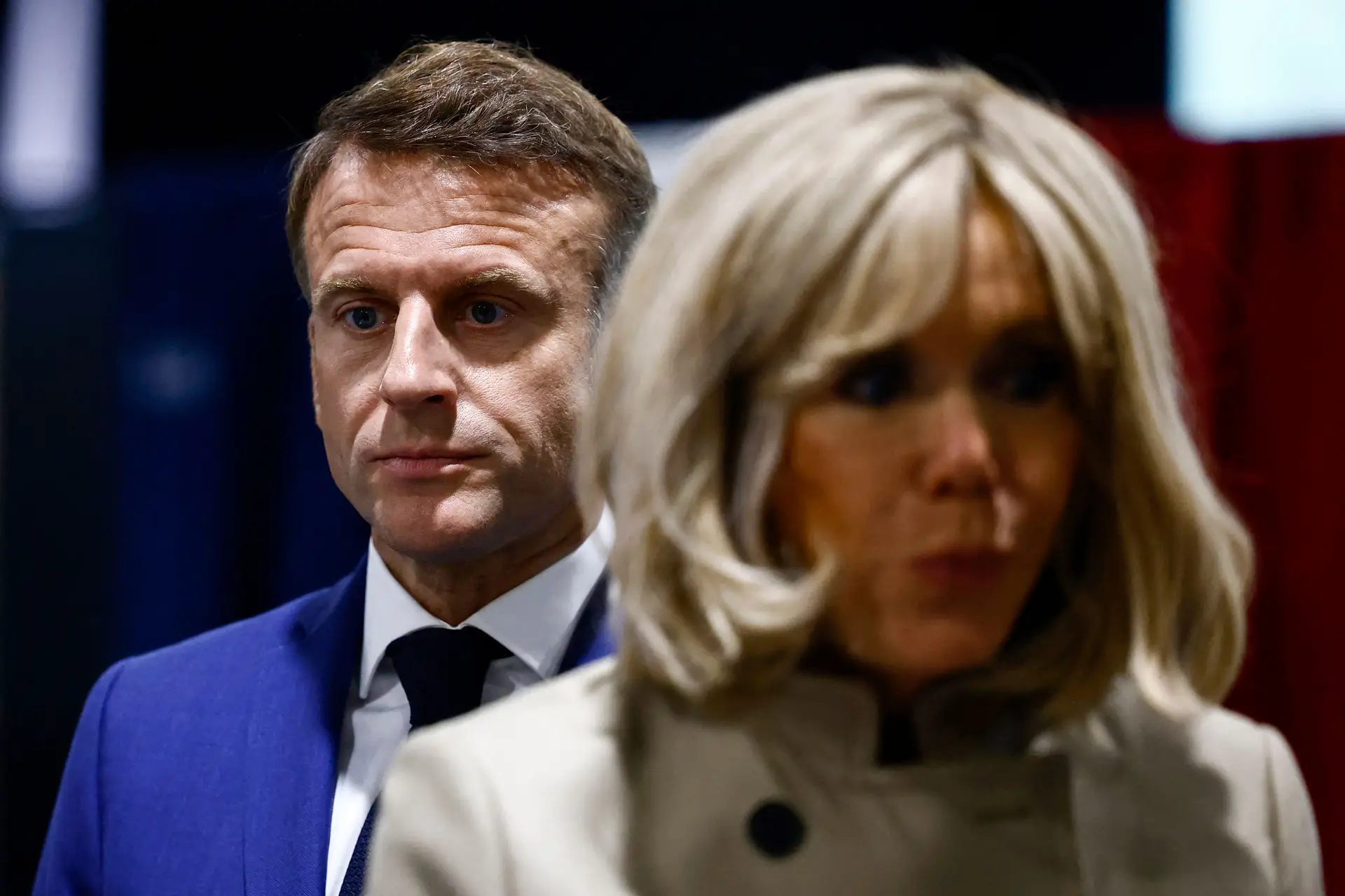Casal Macron processa 'podcaster' norte-americana que diz que a primeira-dama francesa é um homem