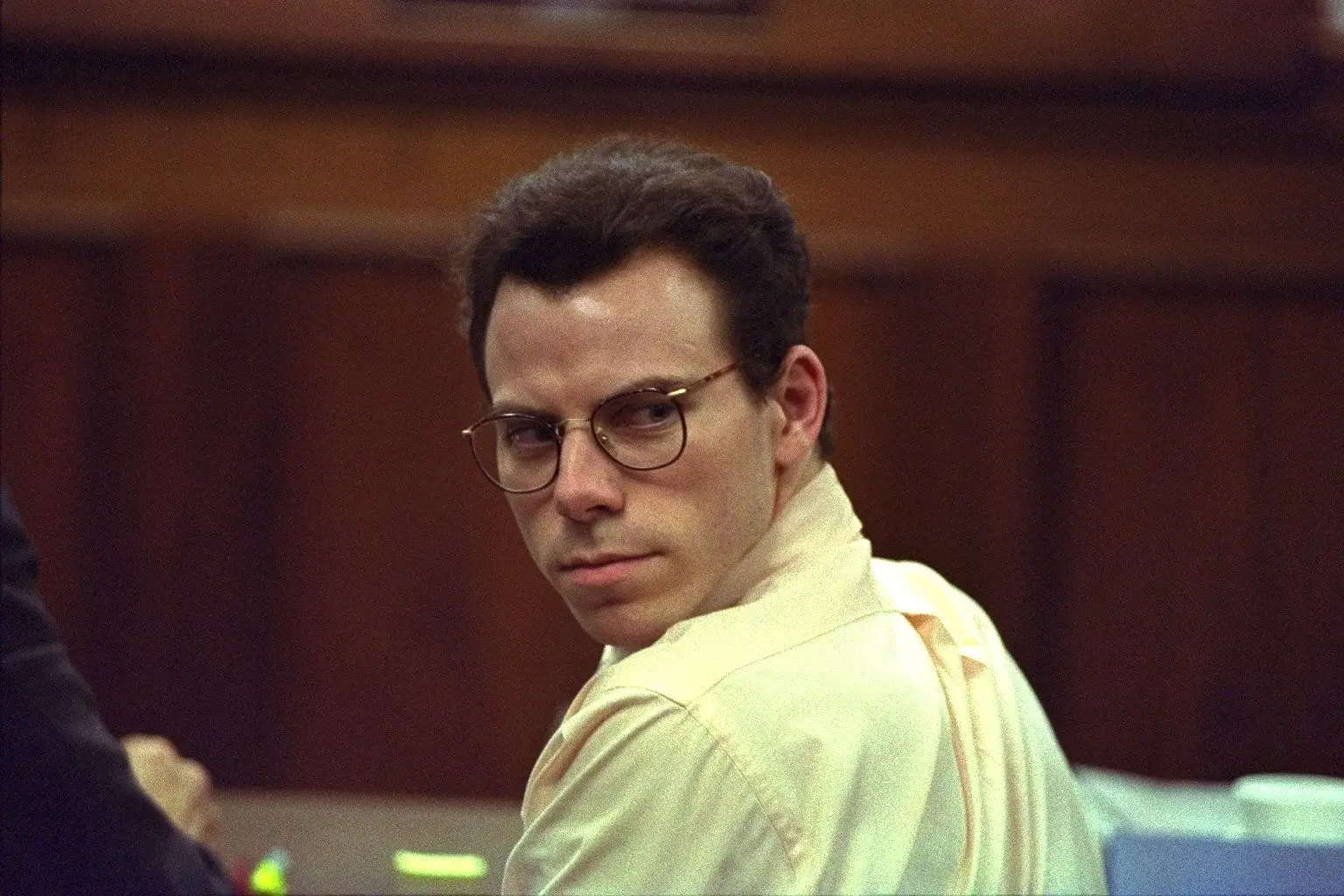 Erik Menendez durante o julgamento pelo assassinato dos seus pais, em 1996.