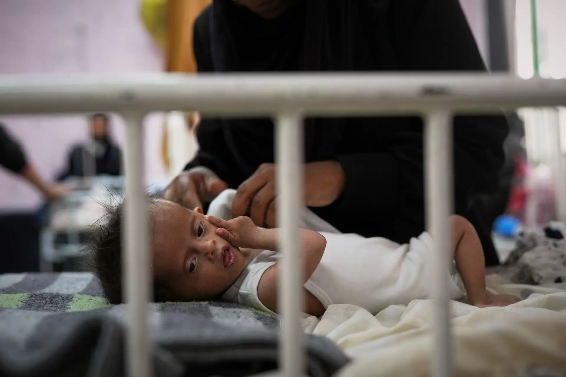 Parlamento recomenda que Portugal acolha crianças de Gaza com necessidades médicas urgentes