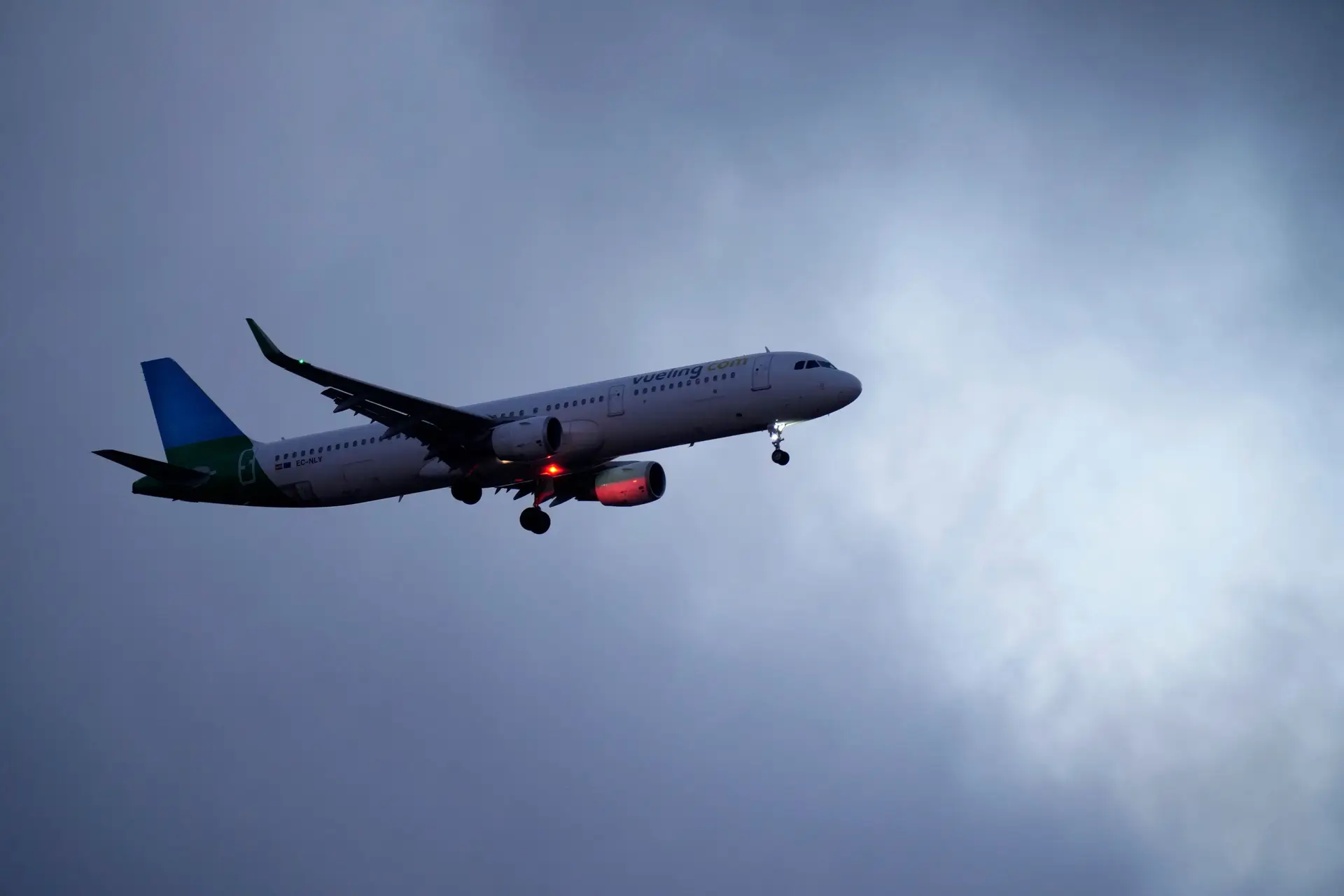EUA pedem "investigação completa" a expulsão de estudantes judeus de avião em Espanha