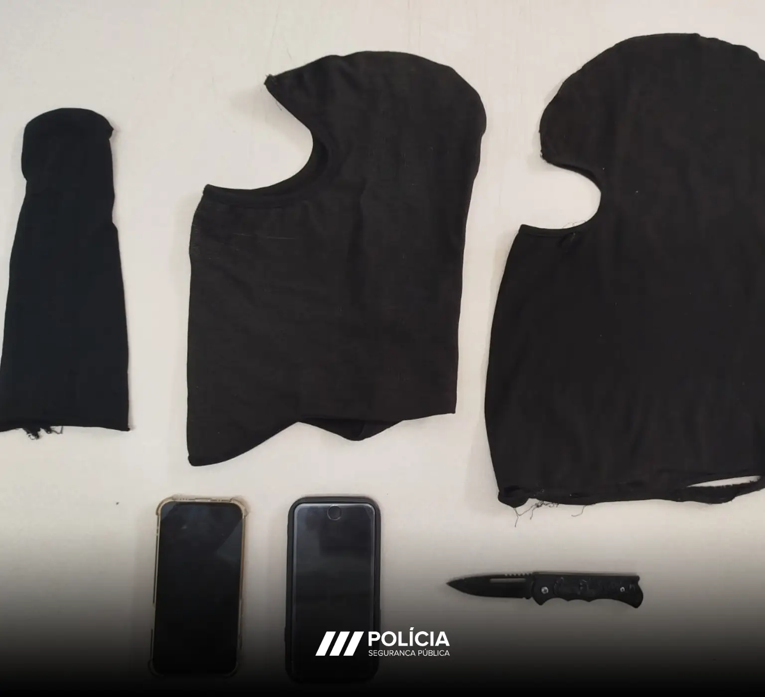 Cinco jovens detidos e um menor identificado em Oeiras por dezenas de roubos a estafetas