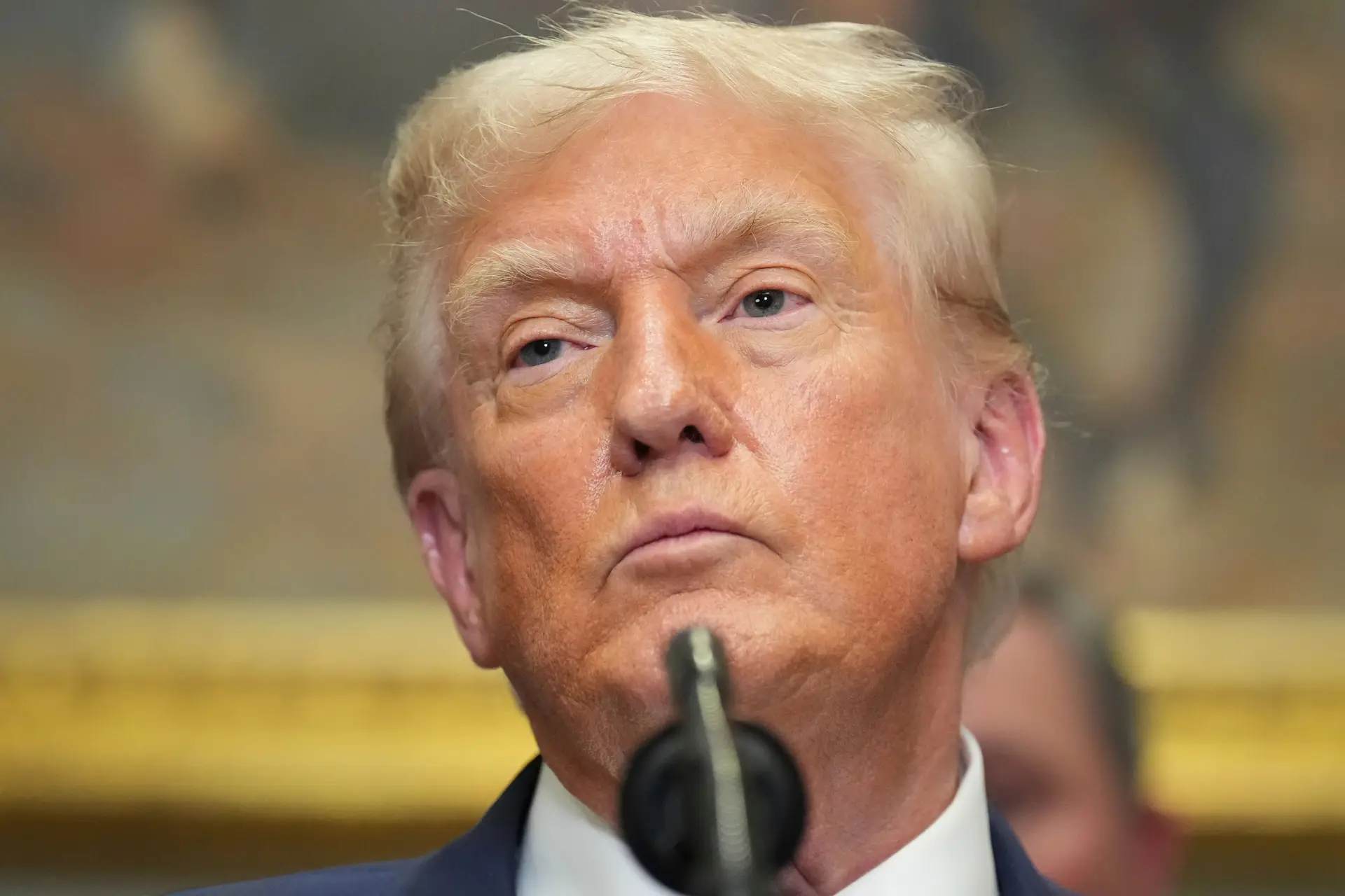 Trump ameaça tomar controlo de Washington D.C. após ataque a funcionário público