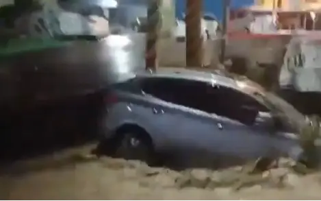 Al menos tres personas murieron, 50 personas resultaron heridas y cuatro faltaban en Taiwán.