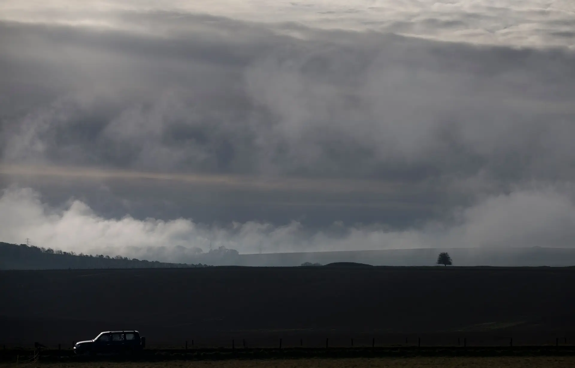 Tempestade Floris deixa Reino Unido em alerta