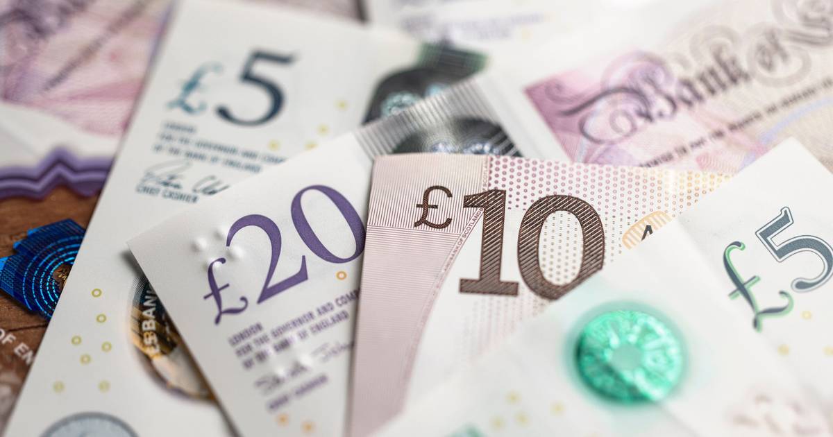 Banco de Inglaterra desce taxa de juro diretora de 4,25% para 4%