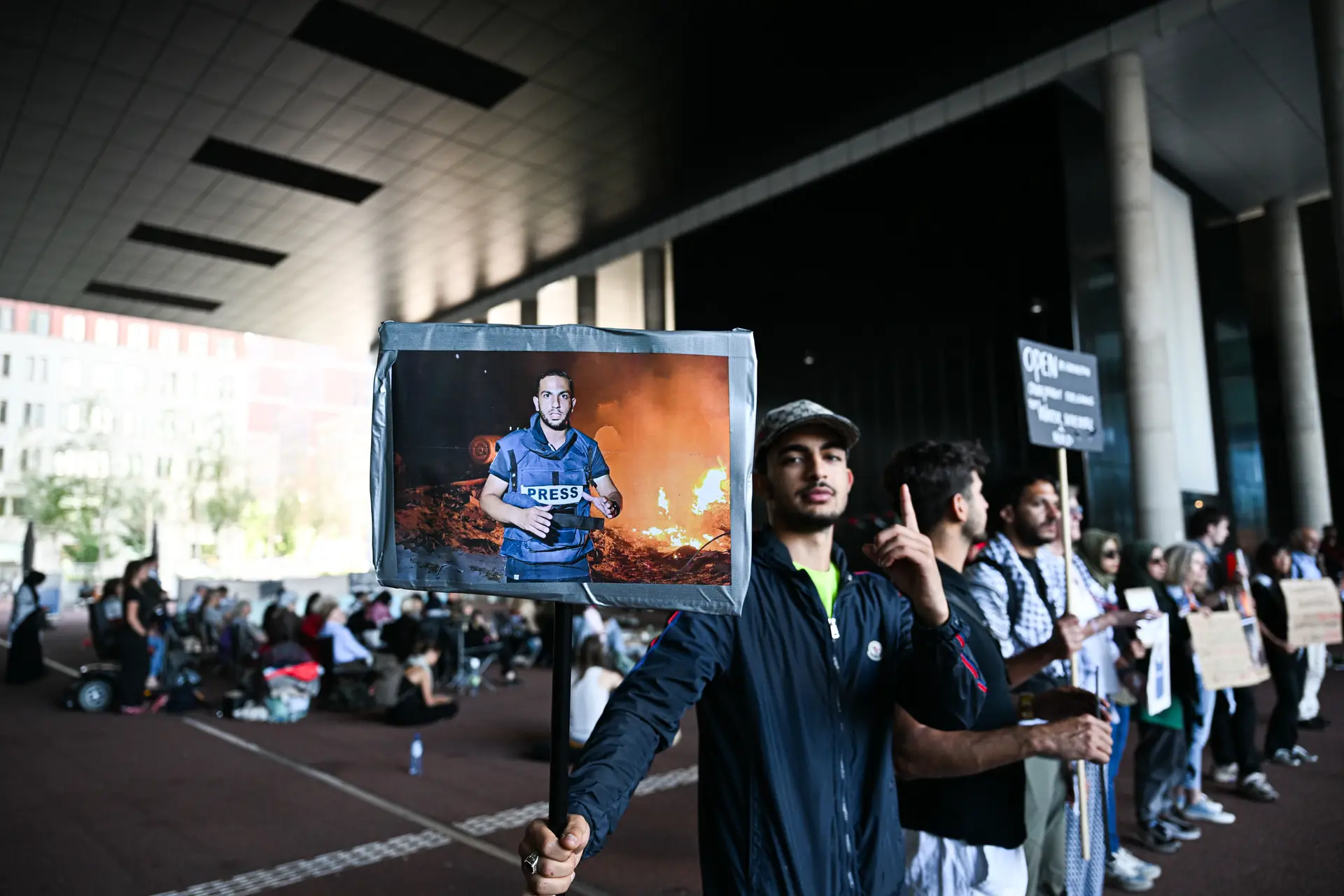 Jornalista da Al Jazeera morto em Gaza deixou "mensagem final" antes do ataque israelita